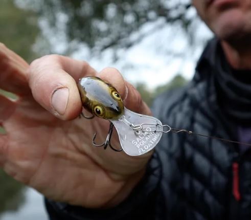Ловля окуня на воблеры